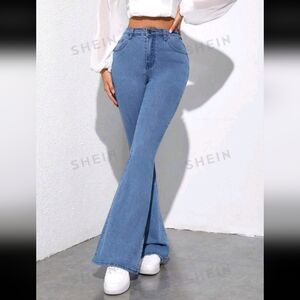 SHEIN Slant Pocket Flare Leg Jeans